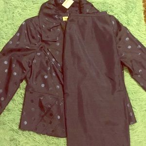 This is a Navy black skirt Set made by Isabella.